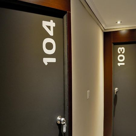 Hostal La Rotonda Оуренсе Екстериор снимка
