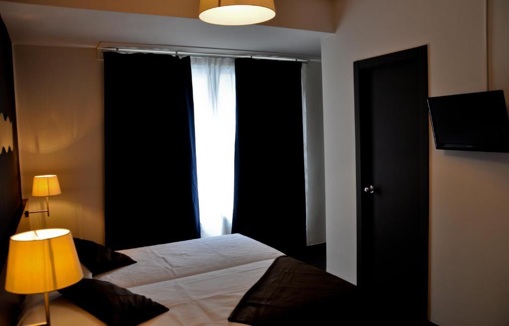 Hostal La Rotonda Оуренсе Стая снимка