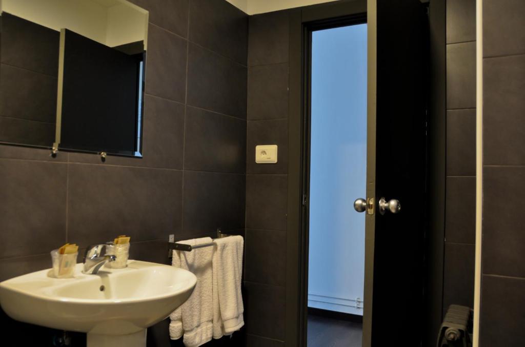Hostal La Rotonda Оуренсе Стая снимка