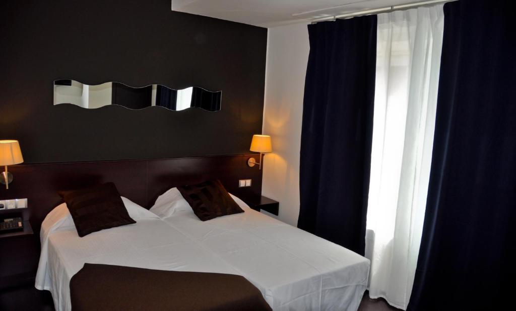 Hostal La Rotonda Оуренсе Стая снимка