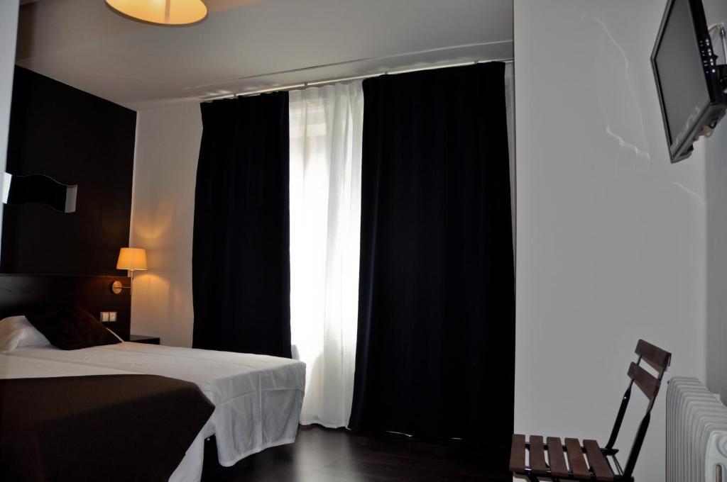 Hostal La Rotonda Оуренсе Стая снимка