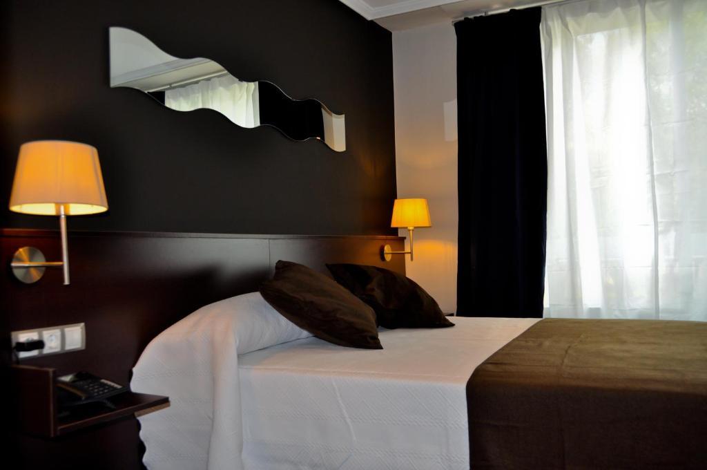 Hostal La Rotonda Оуренсе Стая снимка